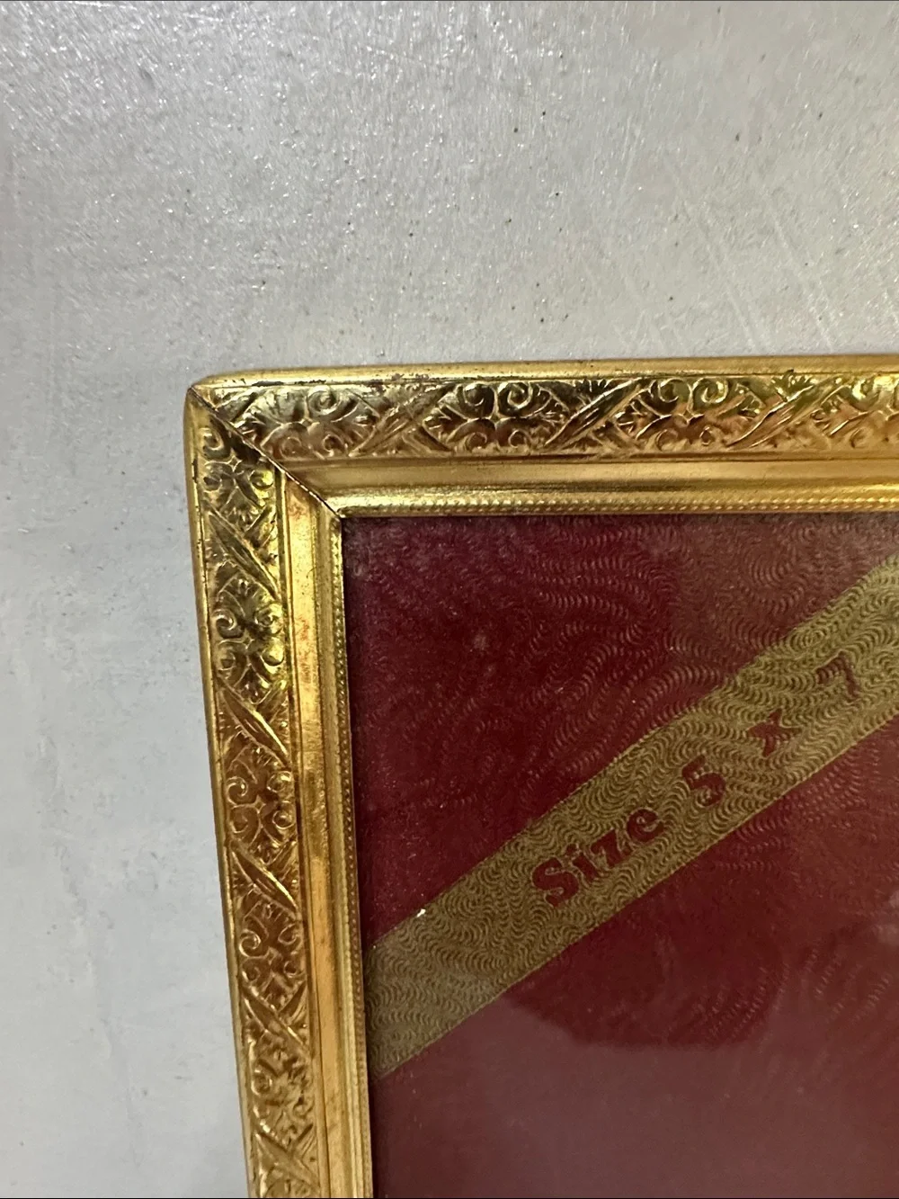 Vintage BRIGHT GOLD ORNATE Metal Picture Frame FITS 5X7
